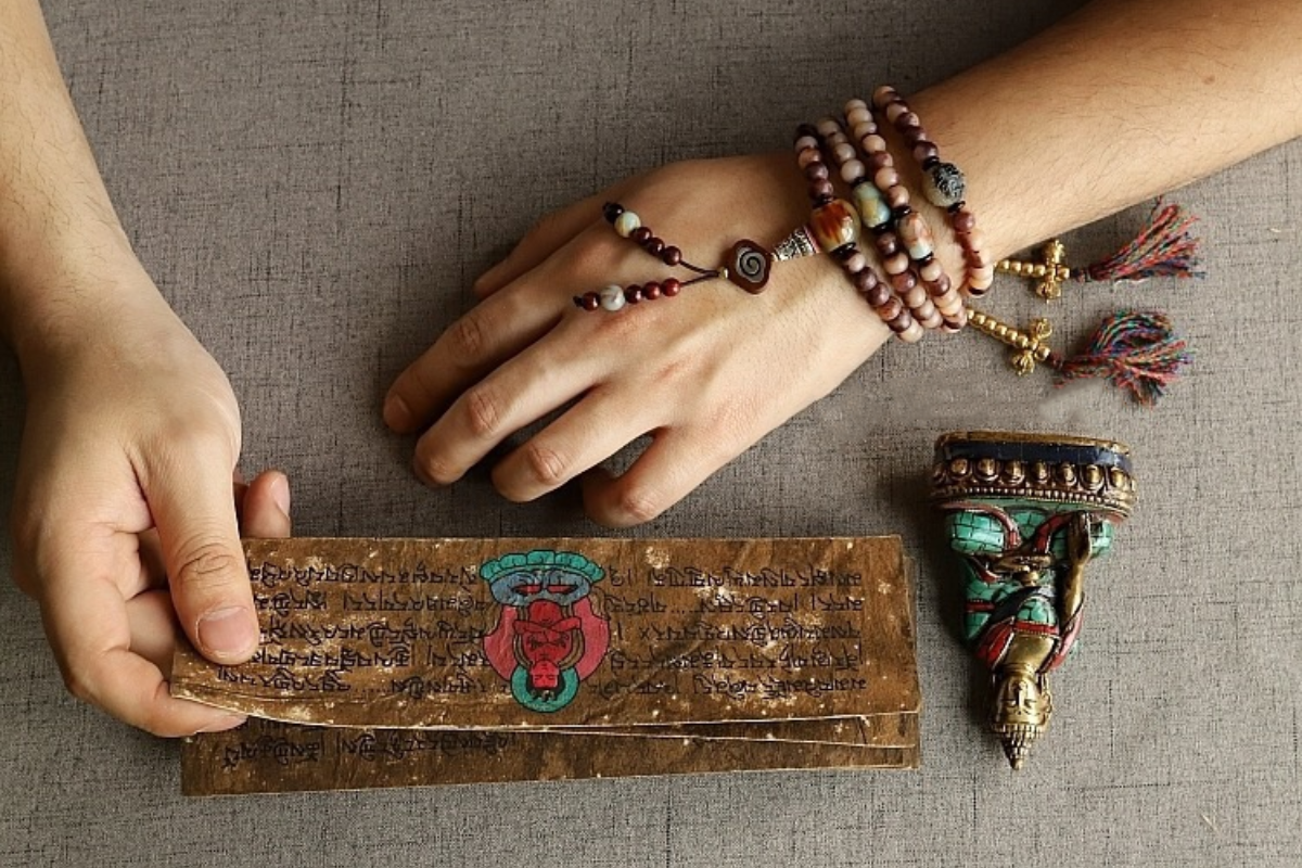 108 Mala Beads: History, Symbolism and Power – MR. LITTLE MONK
